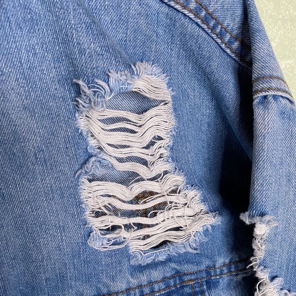 Forever21 Oversized Distressed Jean Jacket Small - Picture 8 of 11